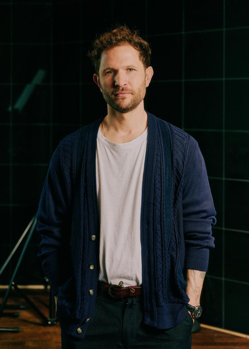 Johann Scheerer liest beim book:ed in Erlangen (Quelle: Noel Richter) Johann Scheerer liest beim book:ed in Erlangen