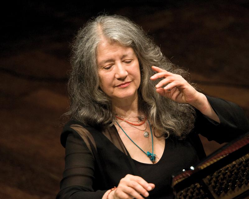 Die Pianistin Martha Argerich gibt ein Meisterkonzert (Quelle: Adriano Heitman) Die Pianistin Martha Argerich gibt ein Meisterkonzert